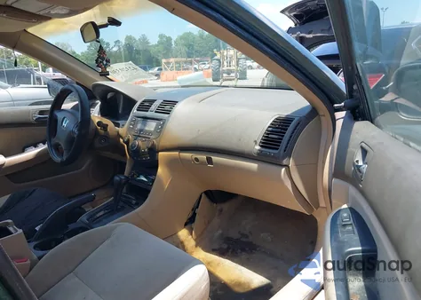 2003 Honda Accord 2.4 Lx z USA, uszkodzony, nr VIN 1HGCM56383A020044